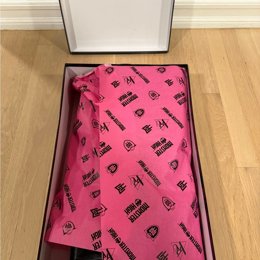 Yru Monster High Ghoul Boots lightly - Picture 7 of 7